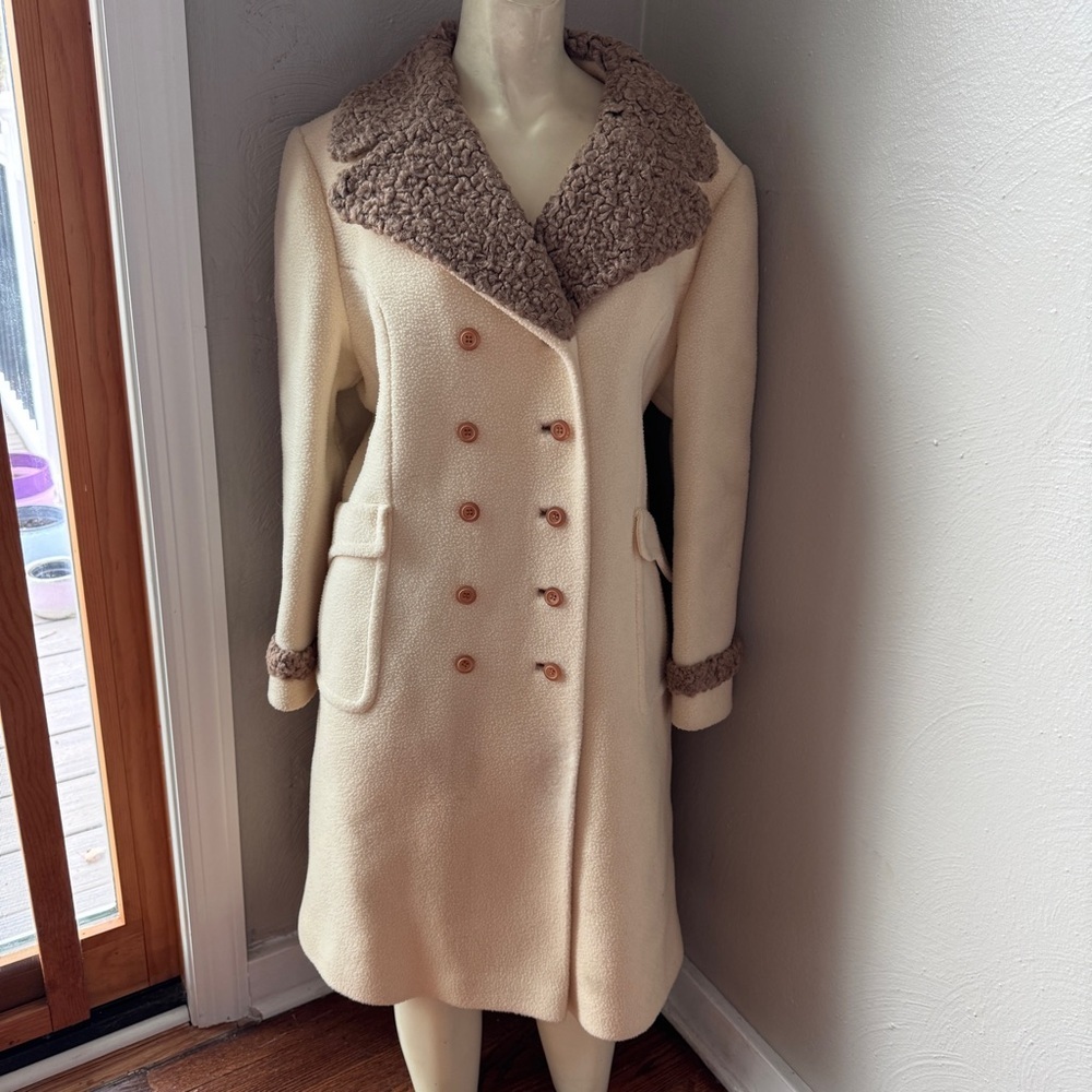 College towne vintage wool dress coat size medium